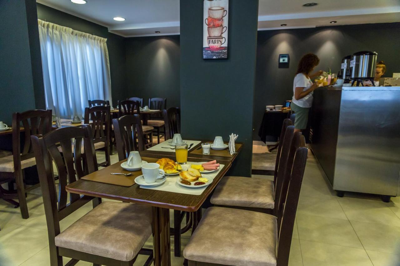 Hotel Cueva De Las Manos بيريتو مورينو المظهر الخارجي الصورة